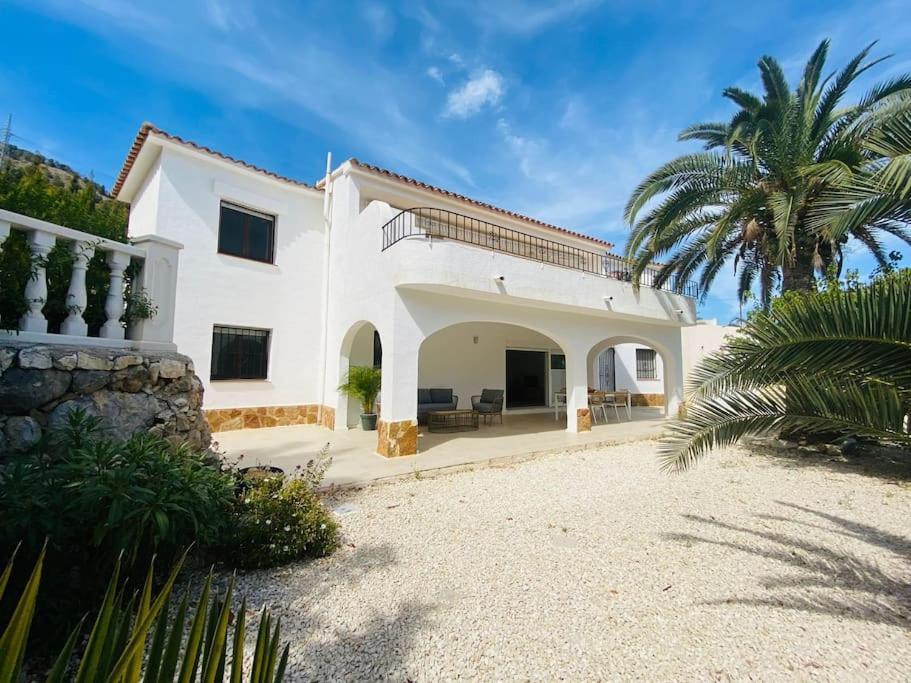 Villa With Private Pool And Close To The Beach Calpe Bagian luar foto