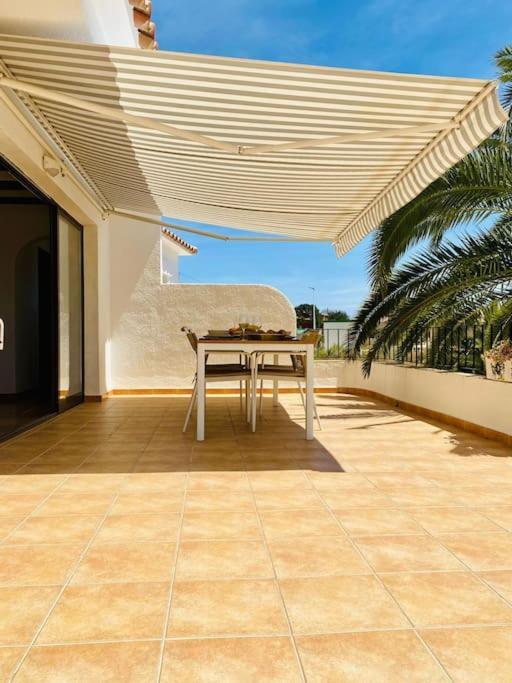 Villa With Private Pool And Close To The Beach Calpe Bagian luar foto